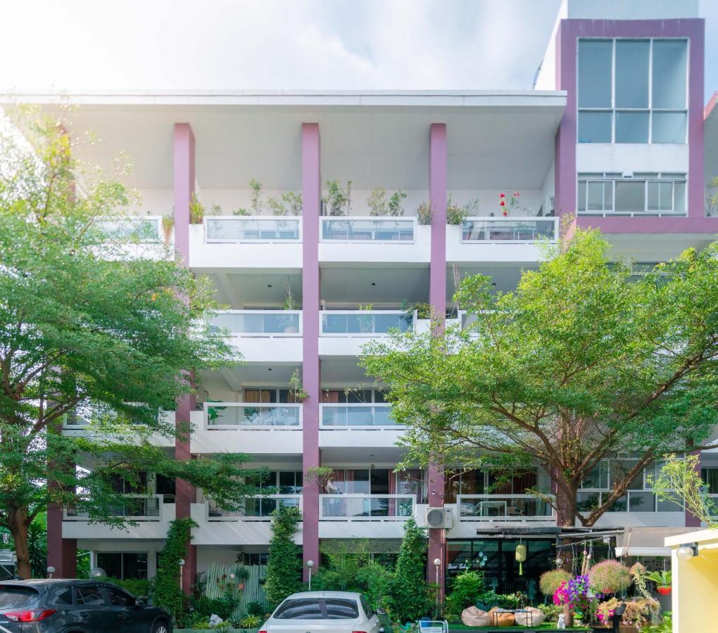 Aparthotel Baansabai Ramaiv à Bangkok Extérieur photo