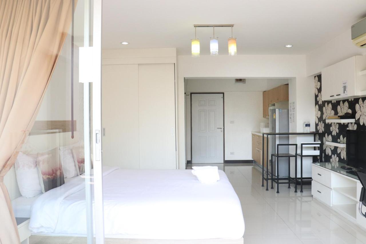 Aparthotel Baansabai Ramaiv à Bangkok Extérieur photo