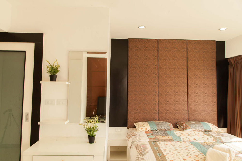 Aparthotel Baansabai Ramaiv à Bangkok Extérieur photo