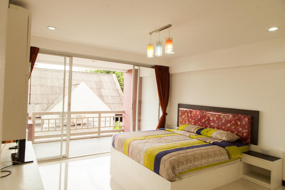 Aparthotel Baansabai Ramaiv à Bangkok Extérieur photo